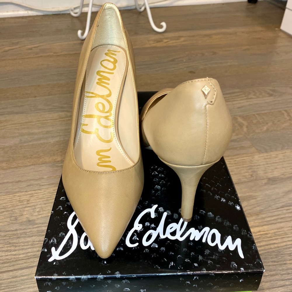 Sam Edelman Nude Pumps
